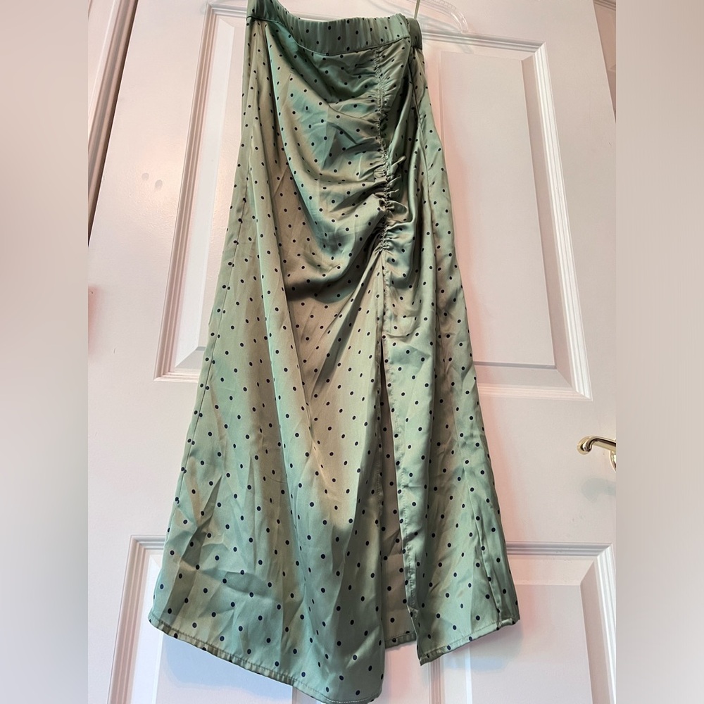 Zara Satin Skirt- Like new